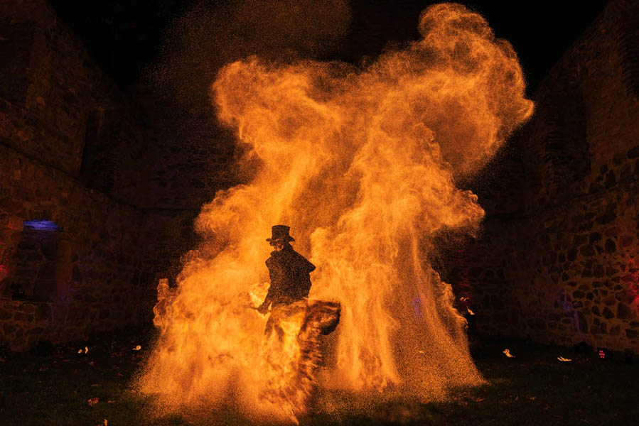 Freaks on Fire – Feuershow & Lichtshow